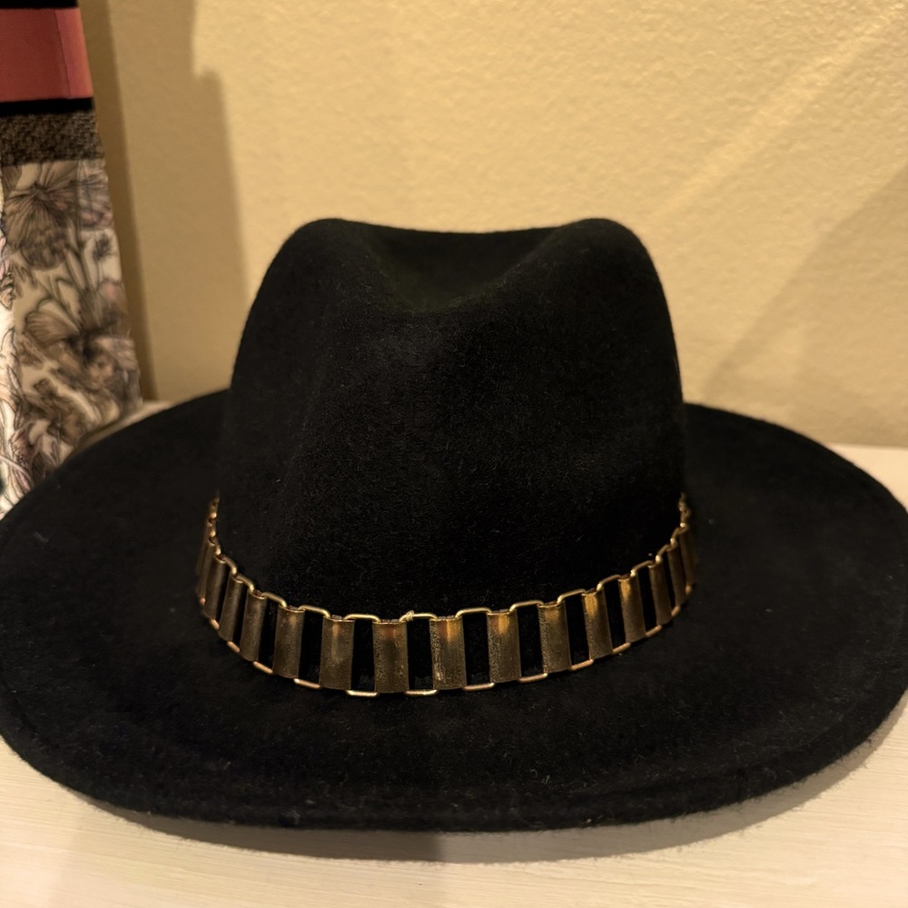 Aldo Black wide brim wool Hat Gold Hardware BNWT